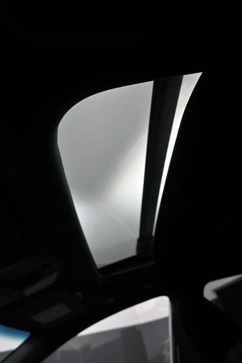 2023 Hyundai Kona - Image 18 of 21