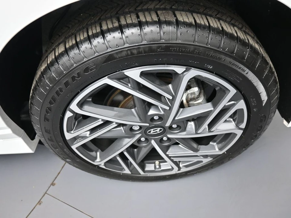 2023 Hyundai Kona - Image 15 of 21
