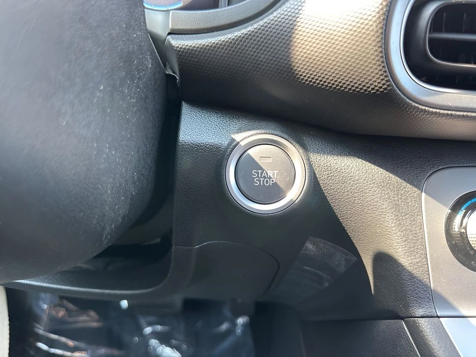 2023 Hyundai Kona - Image 19 of 21