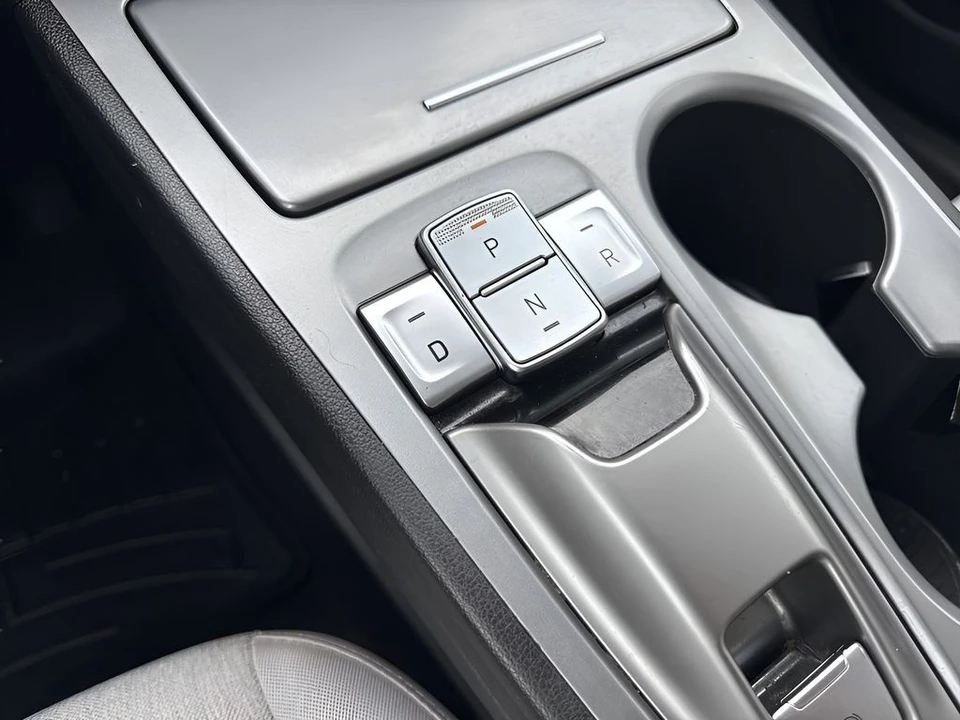 2023 Hyundai Kona - Image 16 of 21