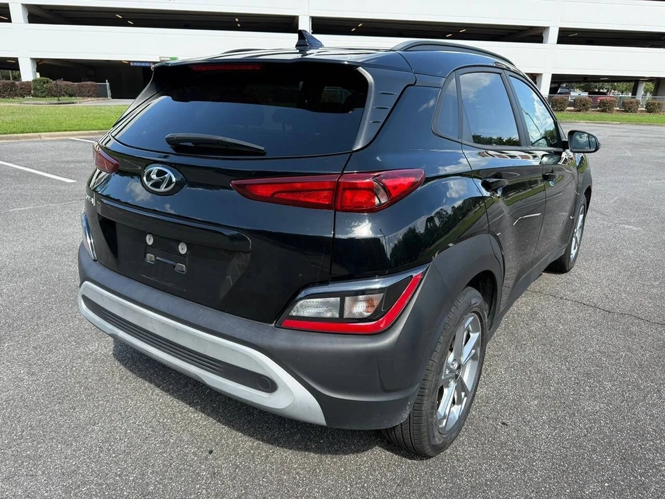 2023 Hyundai Kona - Image 12 of 21