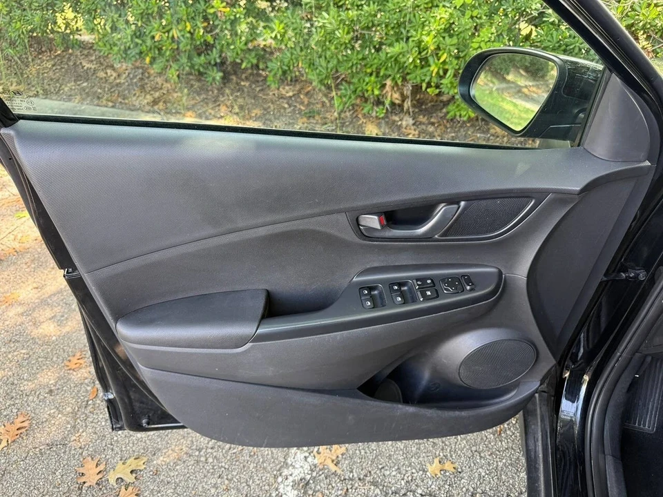 2023 Hyundai Kona - Image 19 of 21