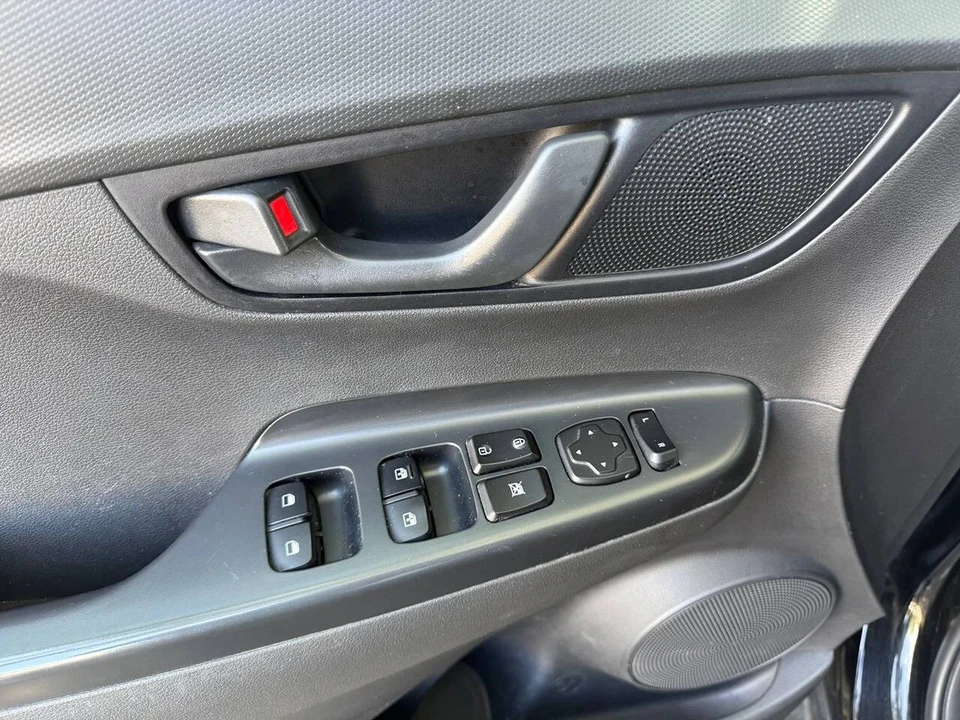 2023 Hyundai Kona - Image 20 of 21
