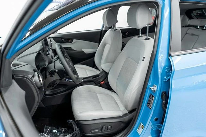 2023 Hyundai Kona - Image 8 of 12