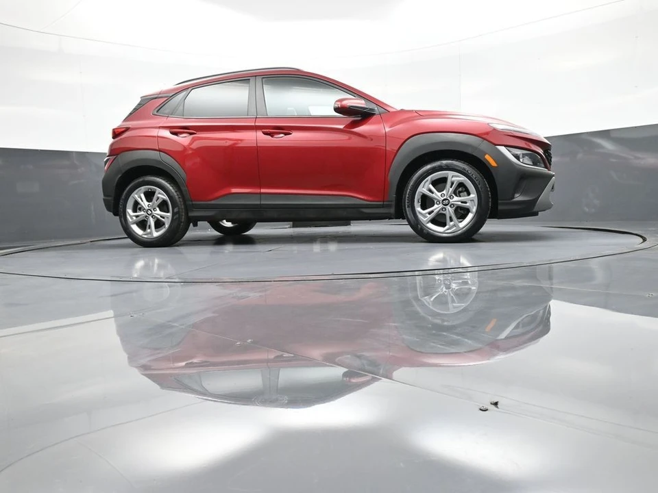 2023 Hyundai Kona - Image 15 of 21