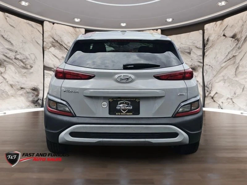 2023 Hyundai Kona - Image 7 of 12