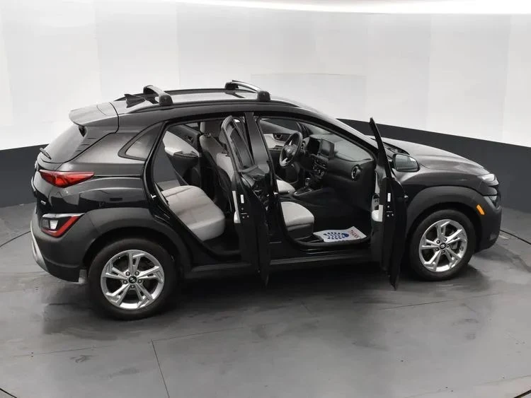 2023 Hyundai Kona - Image 6 of 12