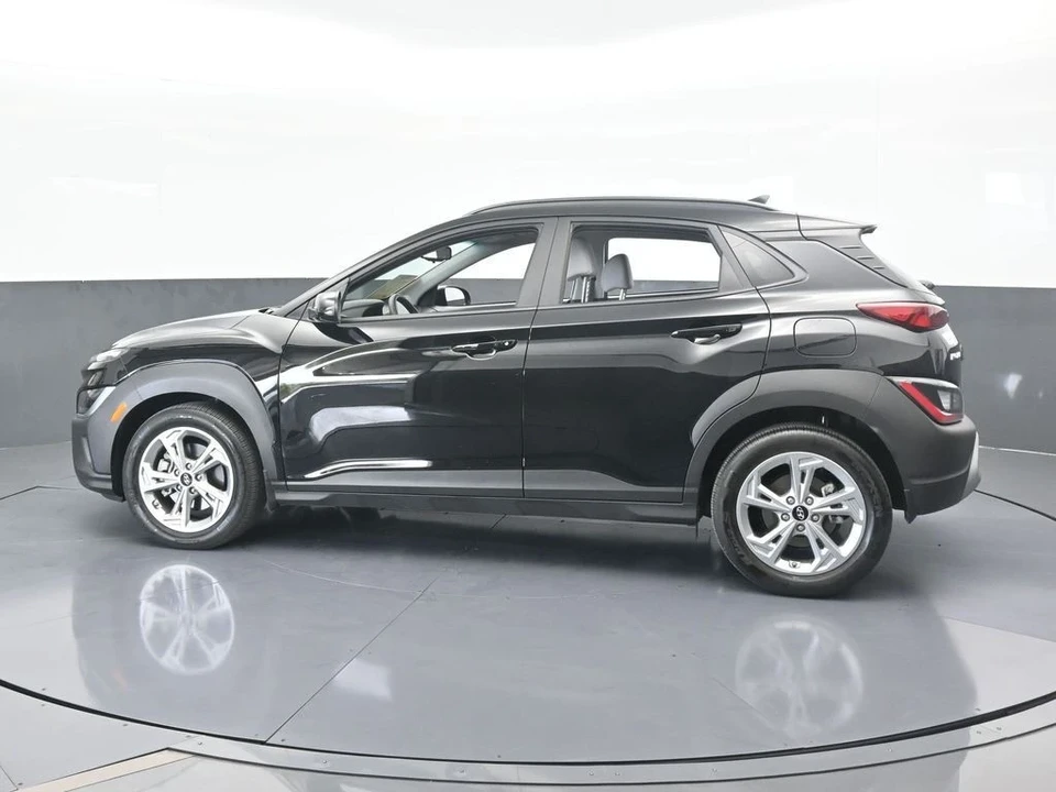 2023 Hyundai Kona - Image 3 of 12