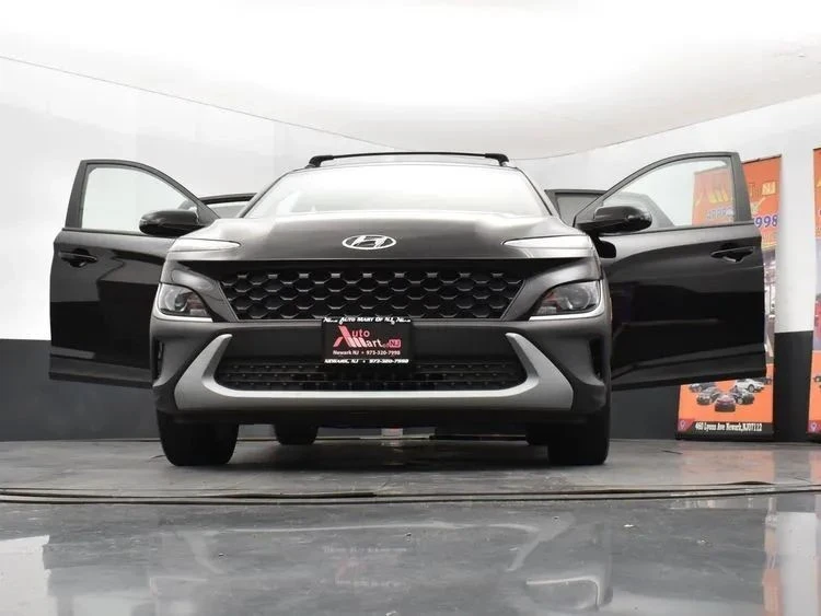 2023 Hyundai Kona - Image 11 of 12