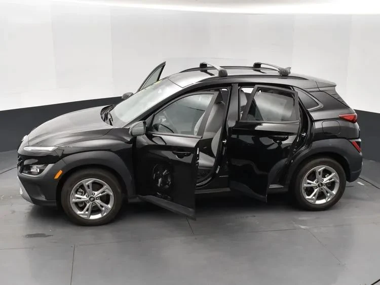 2023 Hyundai Kona - Image 7 of 12
