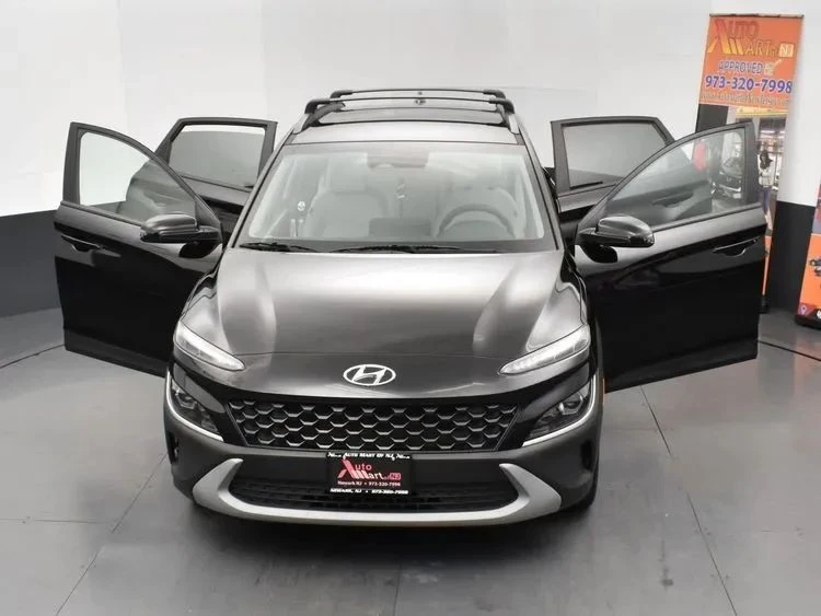 2023 Hyundai Kona - Image 10 of 12