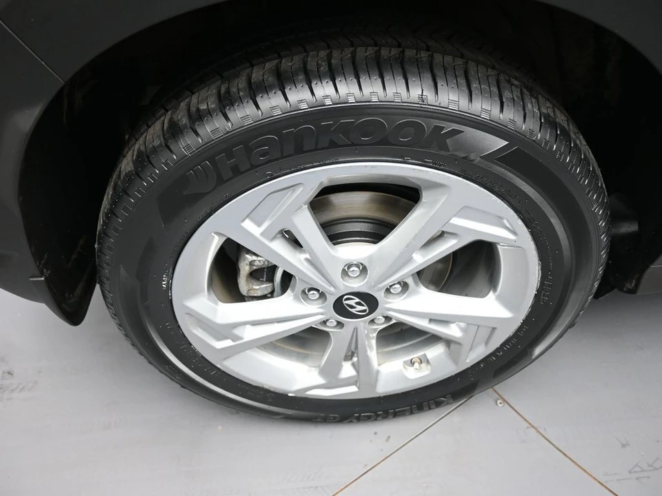 2023 Hyundai Kona - Image 12 of 21