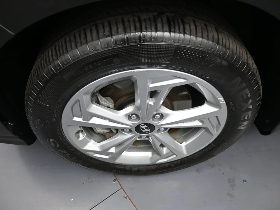 2023 Hyundai Kona - Image 14 of 21