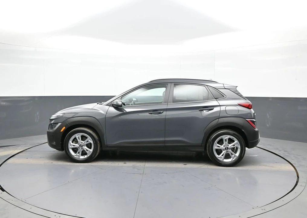 2023 Hyundai Kona - Image 9 of 12