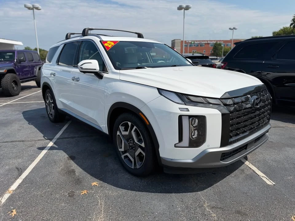 2023 Hyundai Palisade - Image 2 of 9