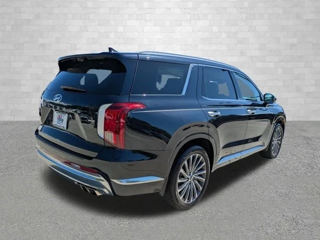 2023 Hyundai Palisade - Image 2 of 21