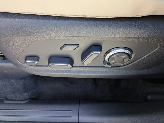 2023 Hyundai Palisade - Image 18 of 21