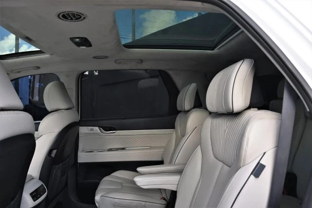 2023 Hyundai Palisade - Image 17 of 21