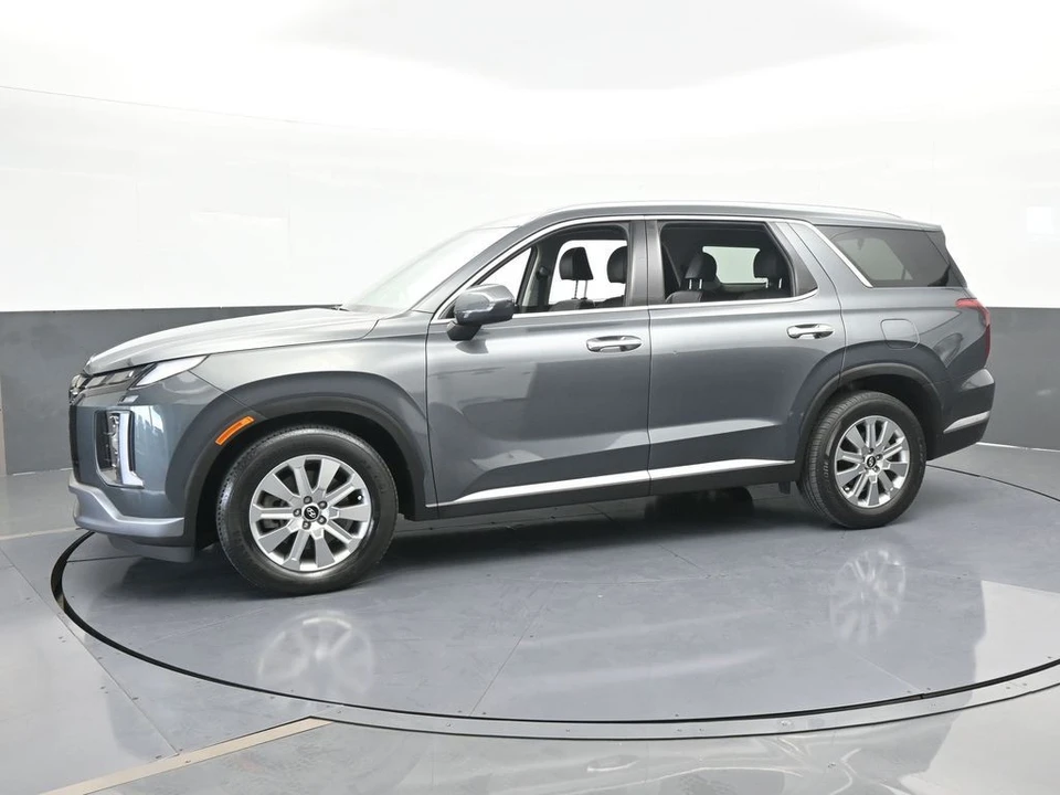 2023 Hyundai Palisade - Image 2 of 12