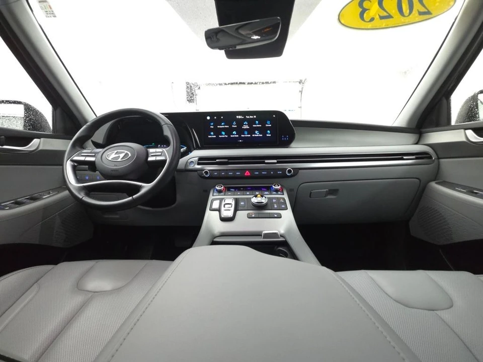 2023 Hyundai Palisade - Image 2 of 12