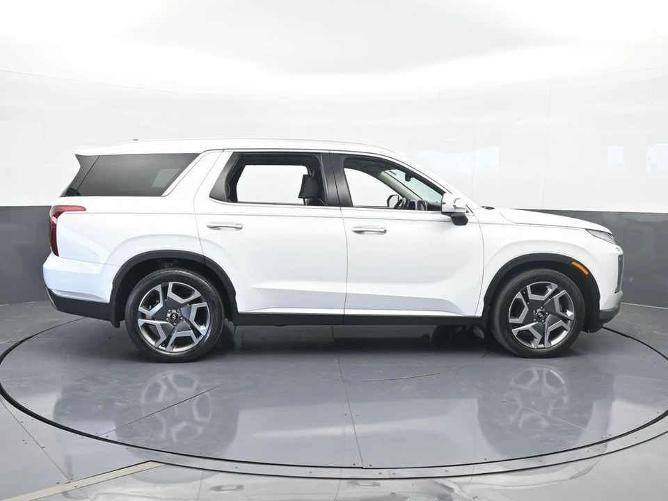 2023 Hyundai Palisade - Image 7 of 12