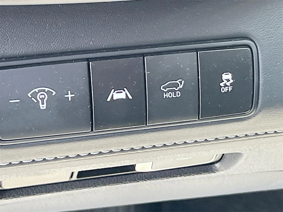 2023 Hyundai Santa Fe - Image 10 of 31