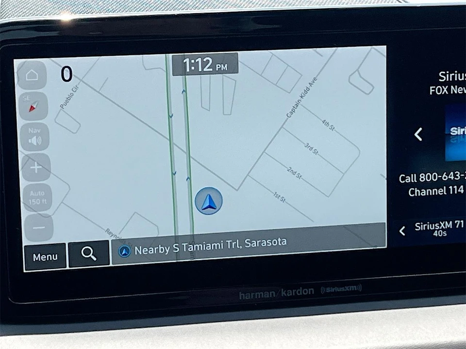 2023 Hyundai Santa Fe - Image 13 of 31
