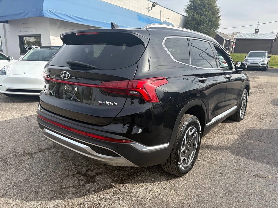 2023 Hyundai Santa Fe - Image 7 of 12