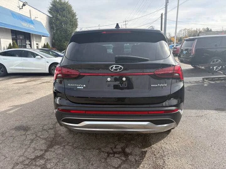 2023 Hyundai Santa Fe - Image 4 of 11