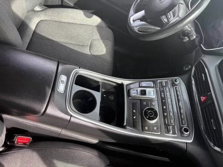 2023 Hyundai Santa Fe - Image 10 of 11
