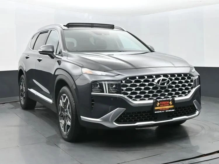 2023 Hyundai Santa Fe - Image 2 of 12