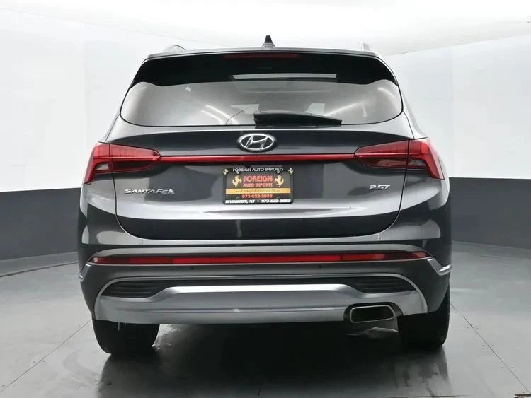 2023 Hyundai Santa Fe - Image 8 of 12