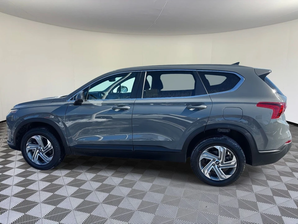 2023 Hyundai Santa Fe - Image 7 of 21