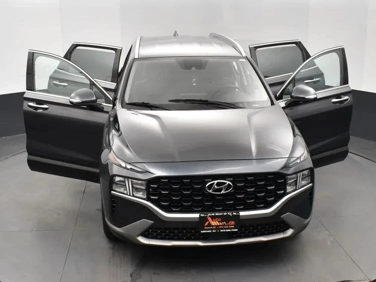 2023 Hyundai Santa Fe - Image 10 of 12