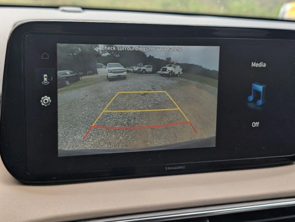 2023 Hyundai Santa Fe - Image 16 of 19