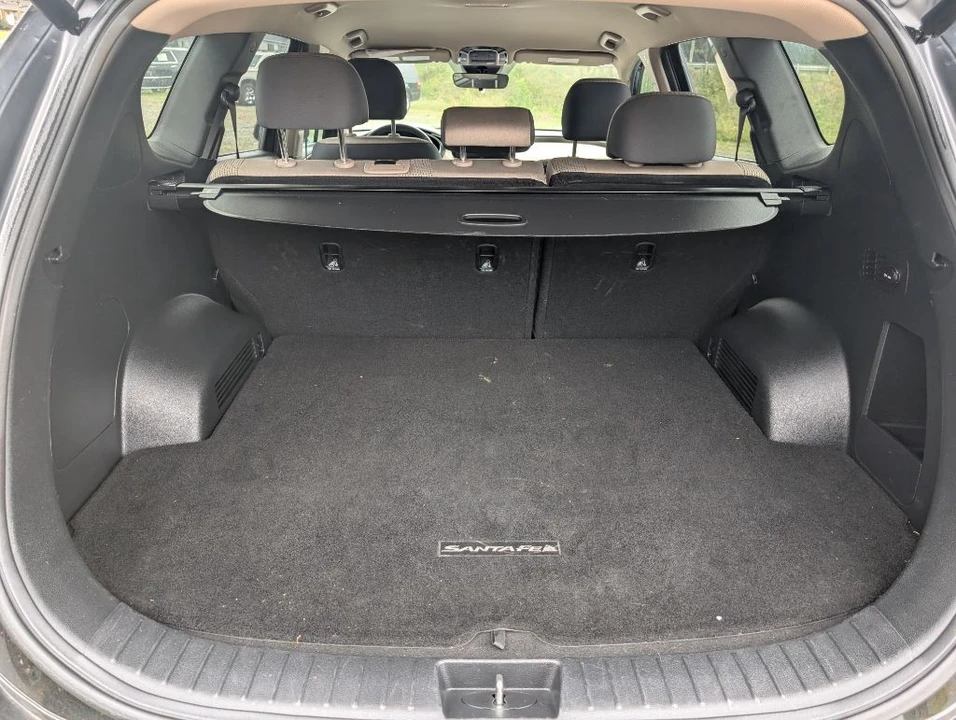 2023 Hyundai Santa Fe - Image 19 of 19