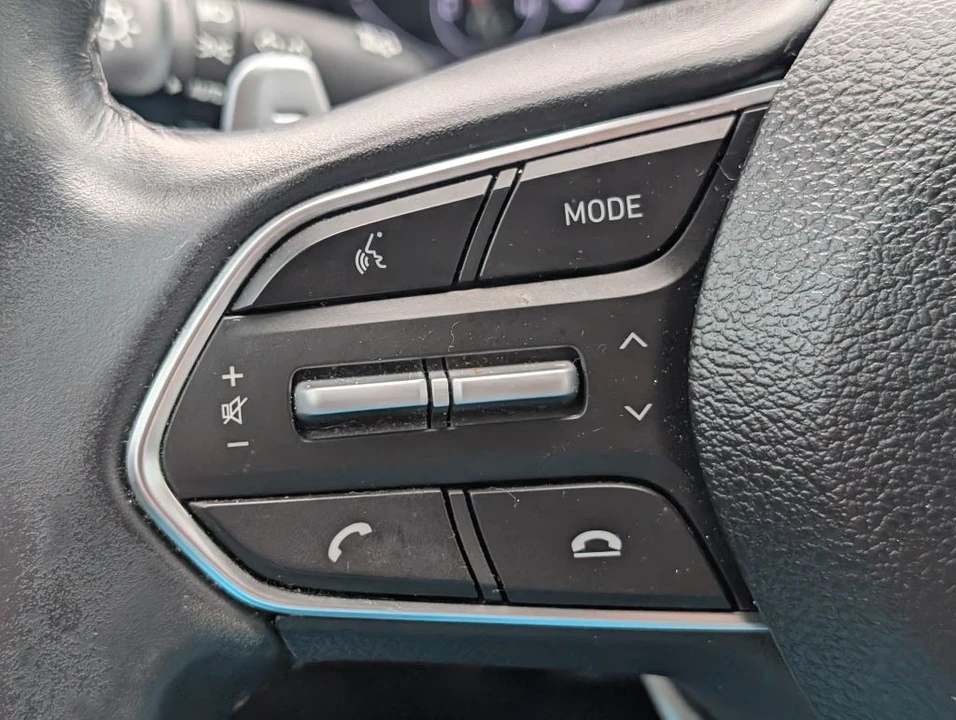 2023 Hyundai Santa Fe - Image 13 of 19