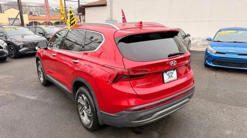 2023 Hyundai Santa Fe - Image 5 of 12