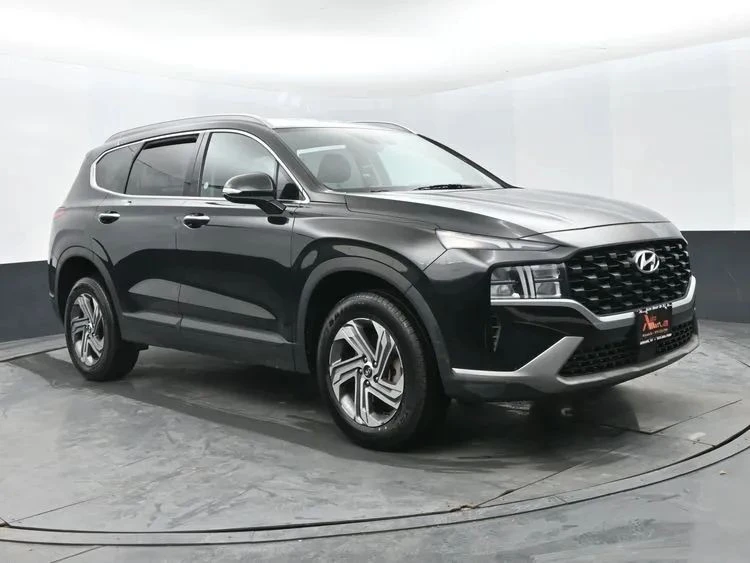 2023 Hyundai Santa Fe - Image 2 of 12