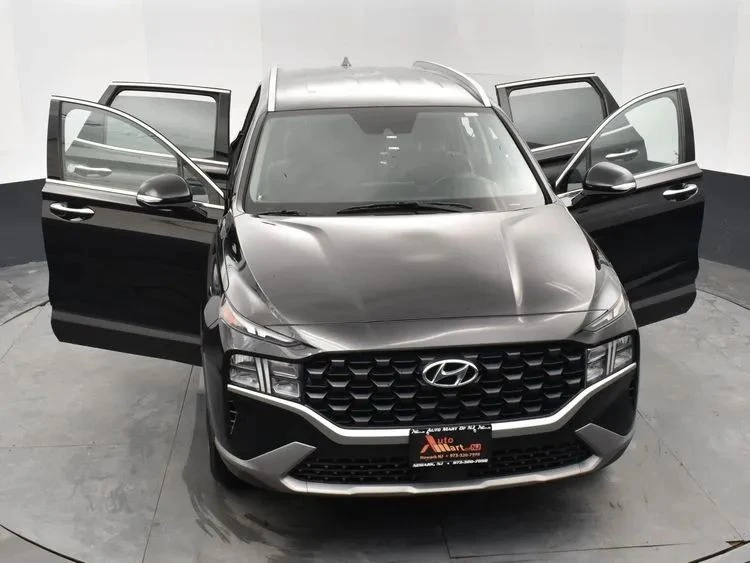 2023 Hyundai Santa Fe - Image 10 of 12