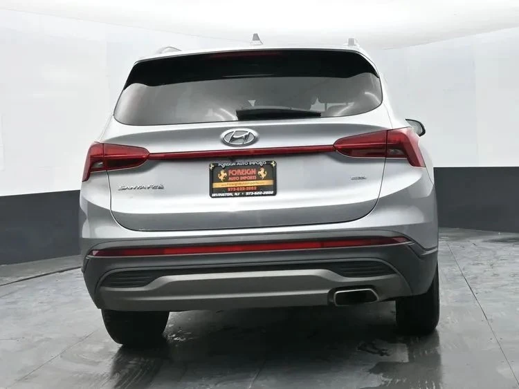 2023 Hyundai Santa Fe - Image 8 of 12