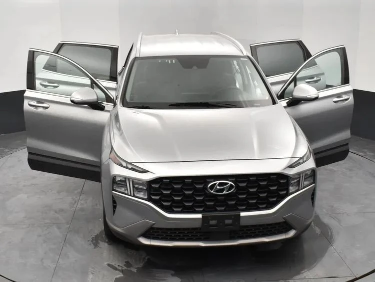 2023 Hyundai Santa Fe - Image 10 of 12