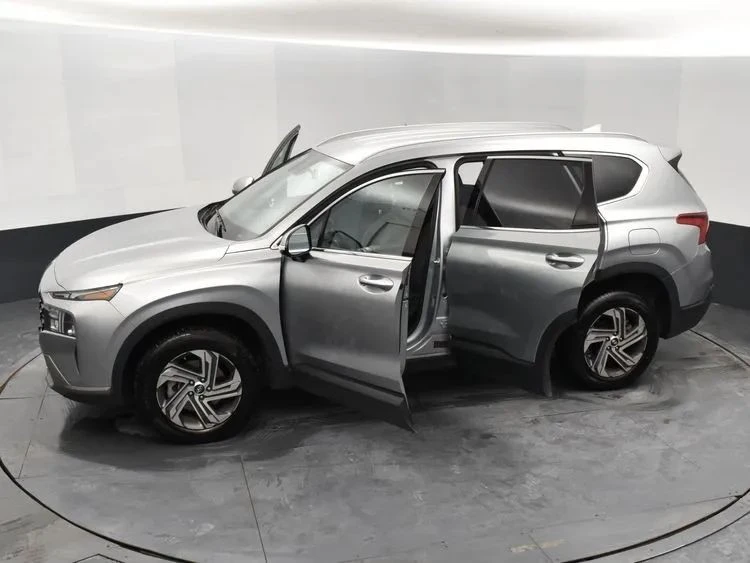 2023 Hyundai Santa Fe - Image 7 of 12