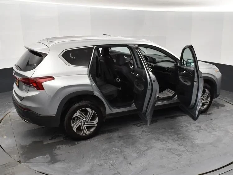 2023 Hyundai Santa Fe - Image 6 of 12