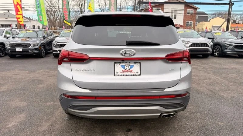 2023 Hyundai Santa Fe - Image 6 of 12