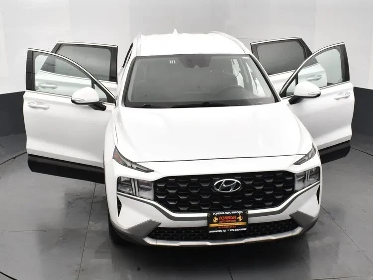 2023 Hyundai Santa Fe - Image 10 of 12