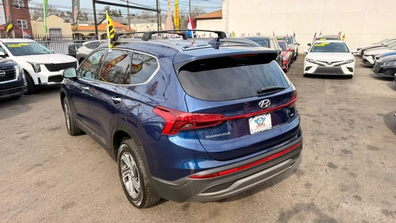 2023 Hyundai Santa Fe - Image 5 of 12