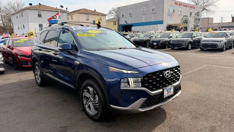 2023 Hyundai Santa Fe - Image 2 of 12