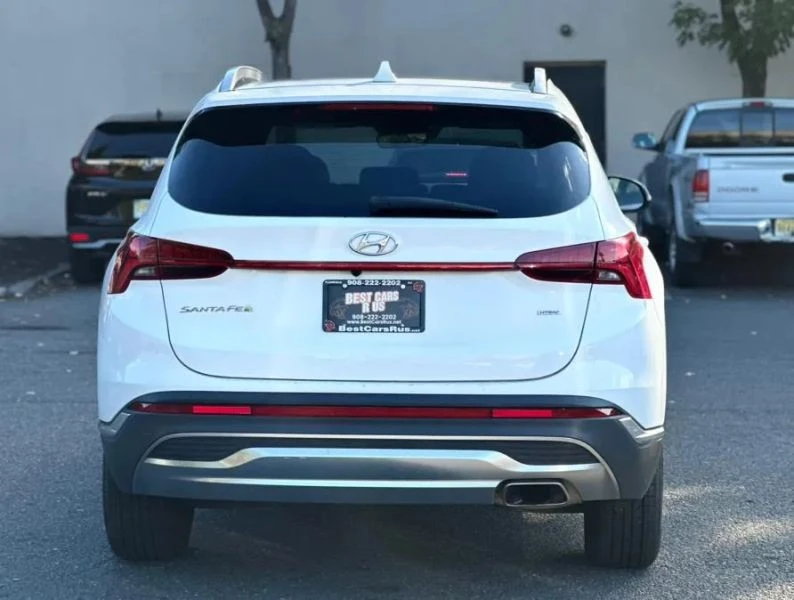 2023 Hyundai Santa Fe - Image 5 of 12