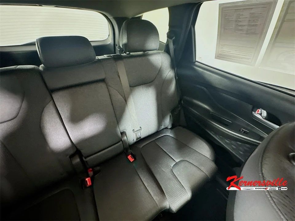 2023 Hyundai Santa Fe - Image 14 of 21